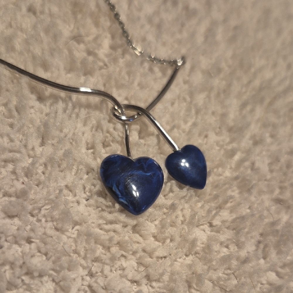 Sarah Coventry Blue Heart Pendant Necklace 16"